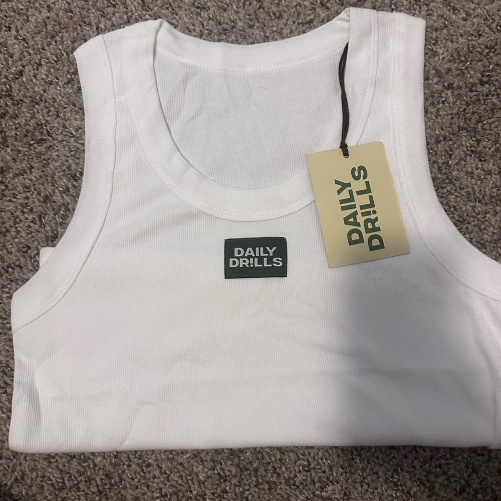 Daily Drills Tank NWT M/L